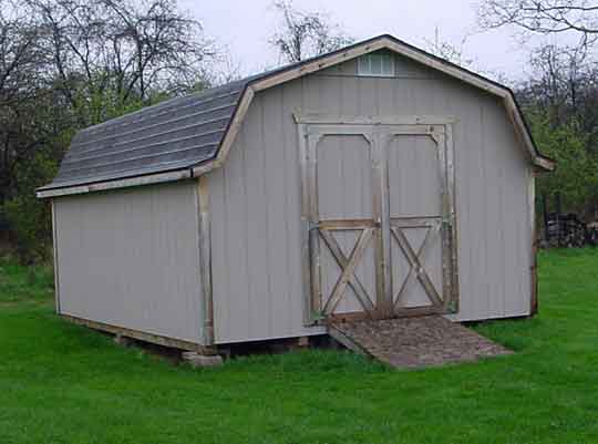 County Line Barn with 4' Side
